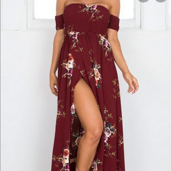 Dresses & Skirts - Floral off the shoulder dress